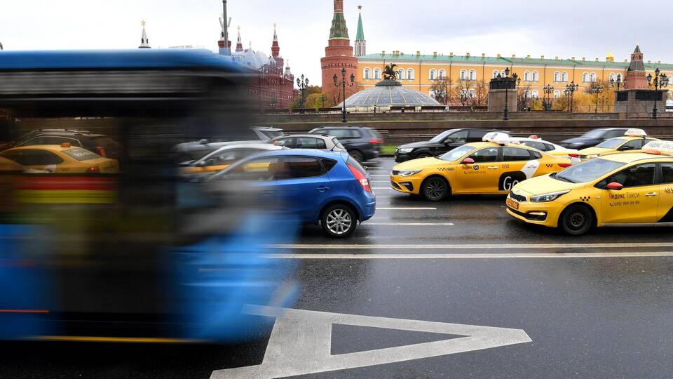 Зачем оформлять самозанятость для работы в такси